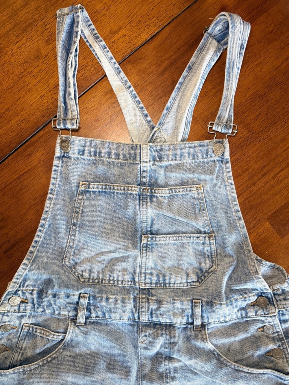 We The Free Ziggy Shortalls Light Blue Denim Overall Shorts Large - Picture 4 of 10
